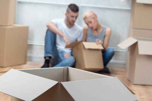 Safe and flexible storage payment options with bank transfer and cards
