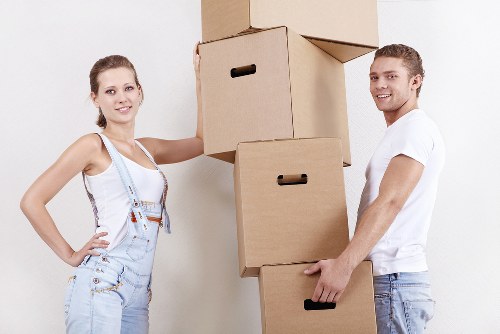 Secure mobile self storage for Totteridge households and businesses